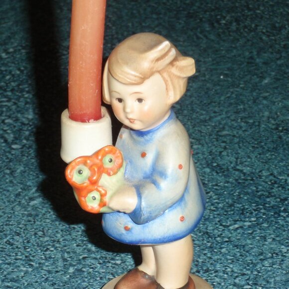 1950s "Girl With Nosegay" Goebel Hummel Figurine #I/115 TMK2 FULL BEE - GIFT! - Picture 2 of 8